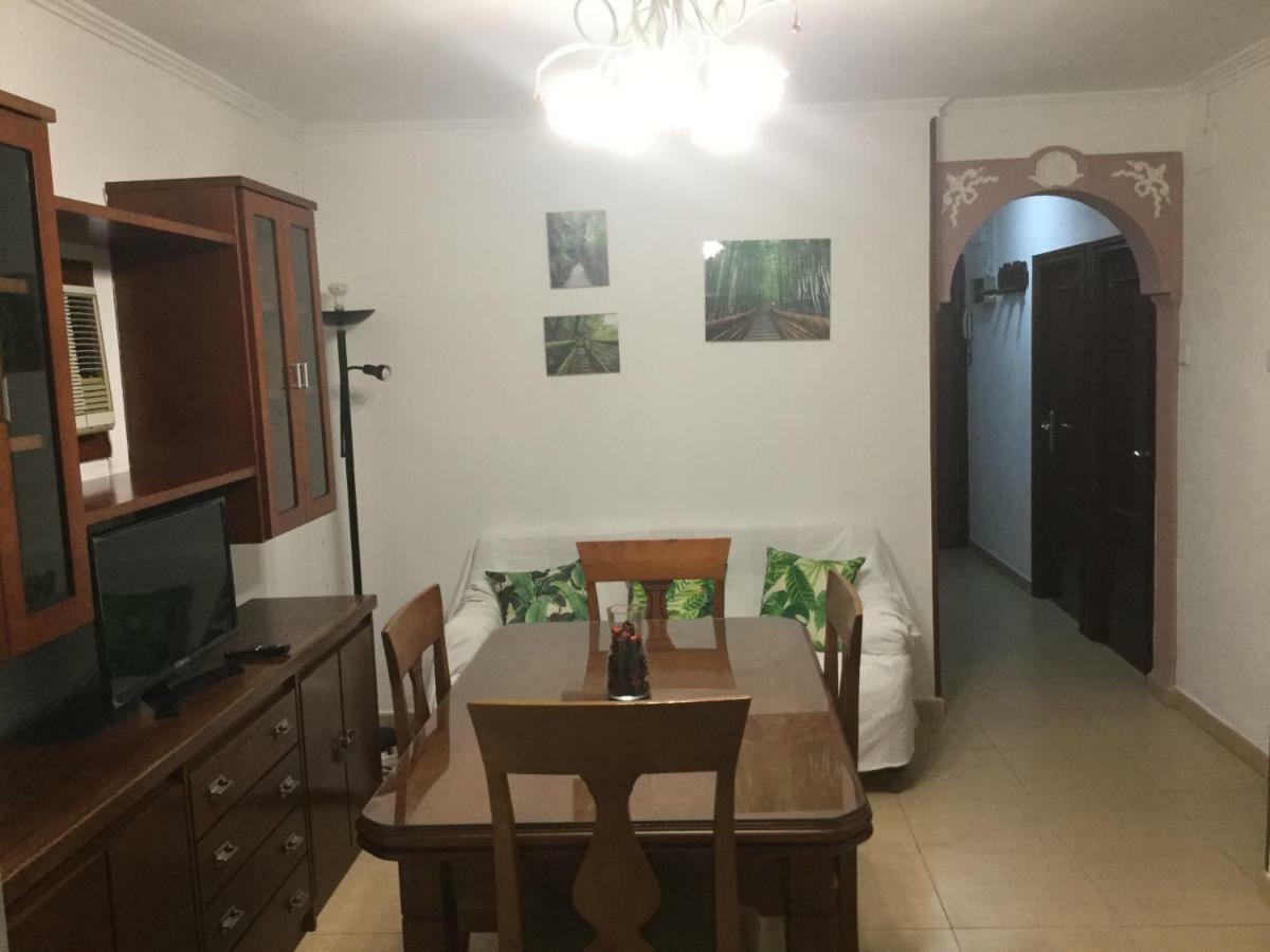 Apartamento Asturias Apartment เซบีญา ภายนอก รูปภาพ